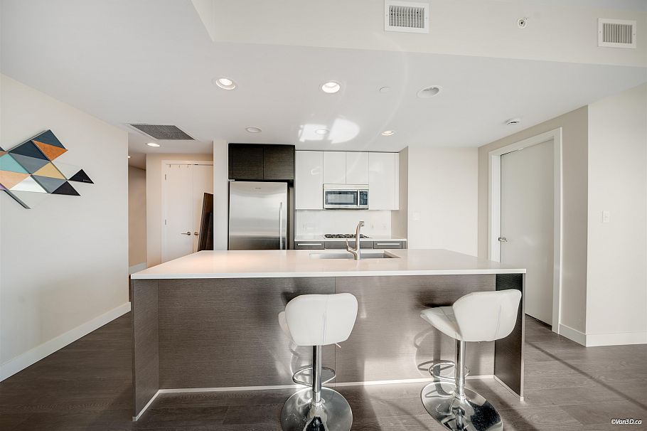 1907 2008 Rosser Avenue Burnaby, BC - 9