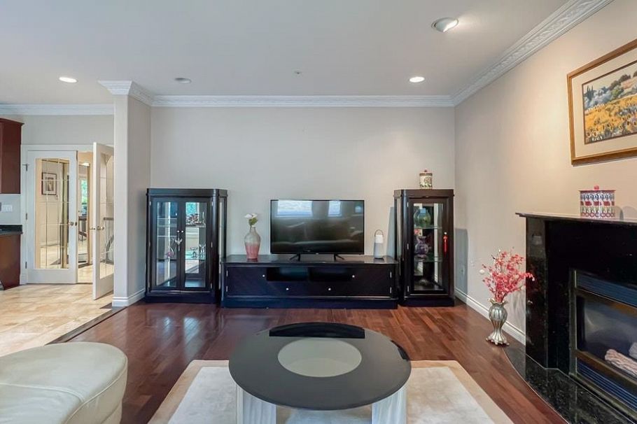 1556 W 62nd Avenue Vancouver, BC - 9