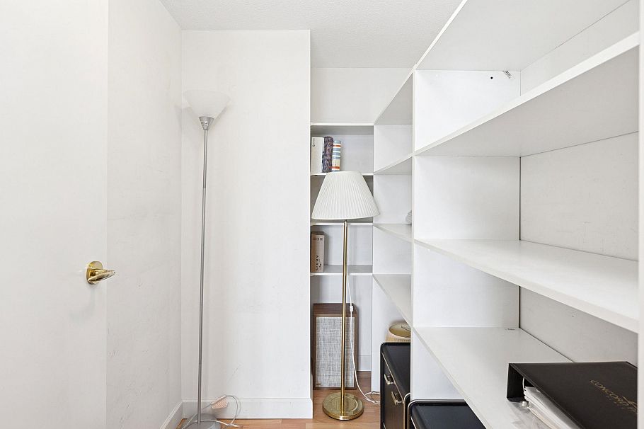 15D 139 Drake Street Vancouver, BC - 17