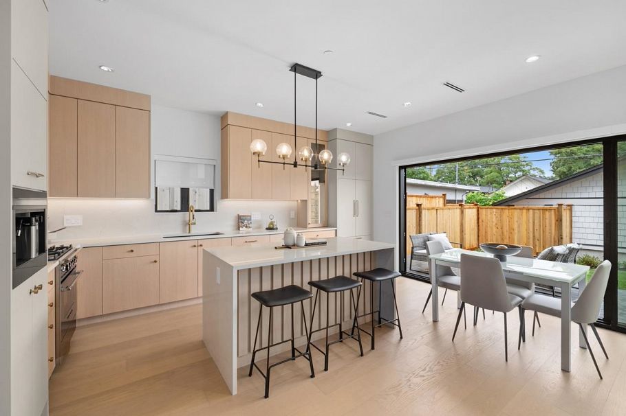 2 2247 Parker Street Vancouver, BC - 6