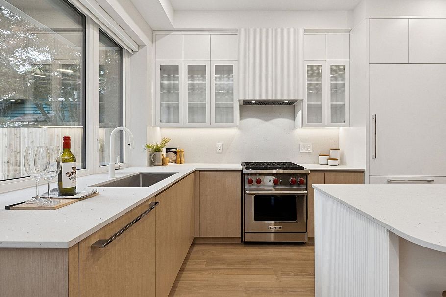 2 7 E 23rd Avenue Vancouver, BC - 7