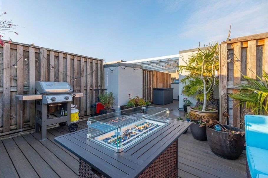 1846 W 1st Avenue Vancouver, BC - 24