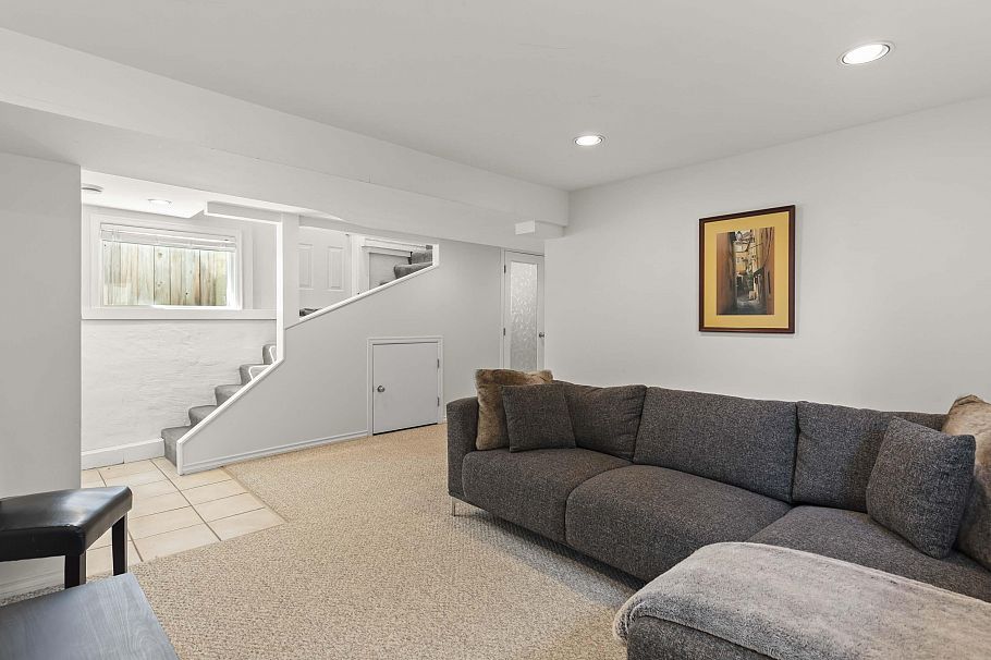 3215 W 39th Avenue Vancouver, BC - 13