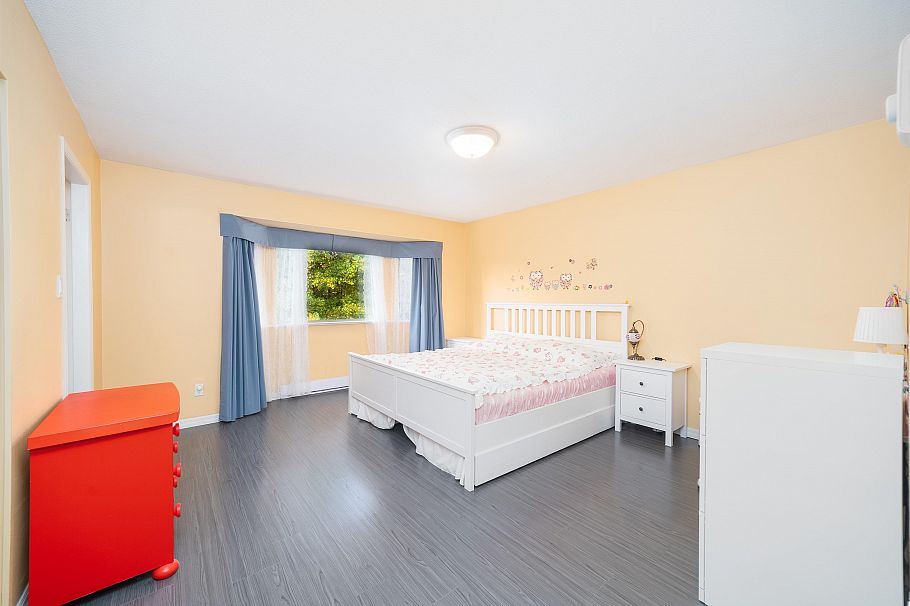 1931 Westview Drive North Vancouver, BC - 18