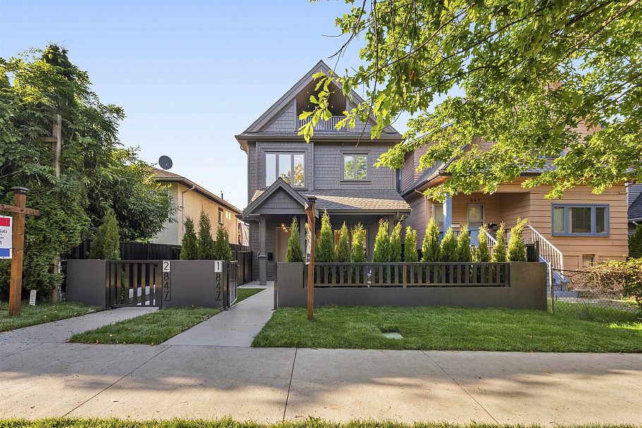 1 847 E 10th Avenue Vancouver, BC - 33