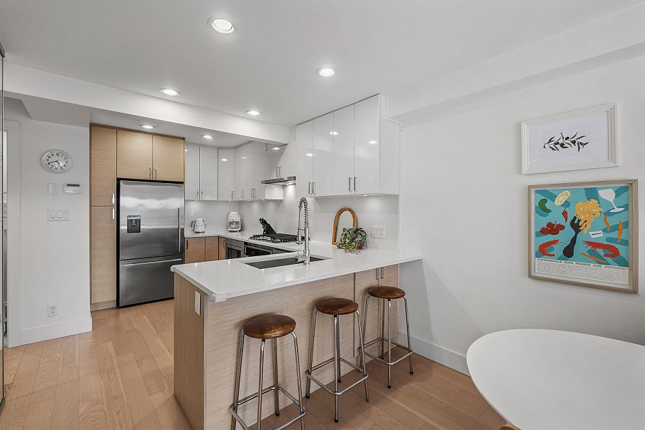 1688 Mclean Drive Vancouver, BC - 12