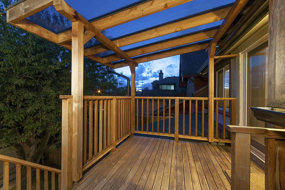 3316 W 3rd Avenue Vancouver, BC - 16