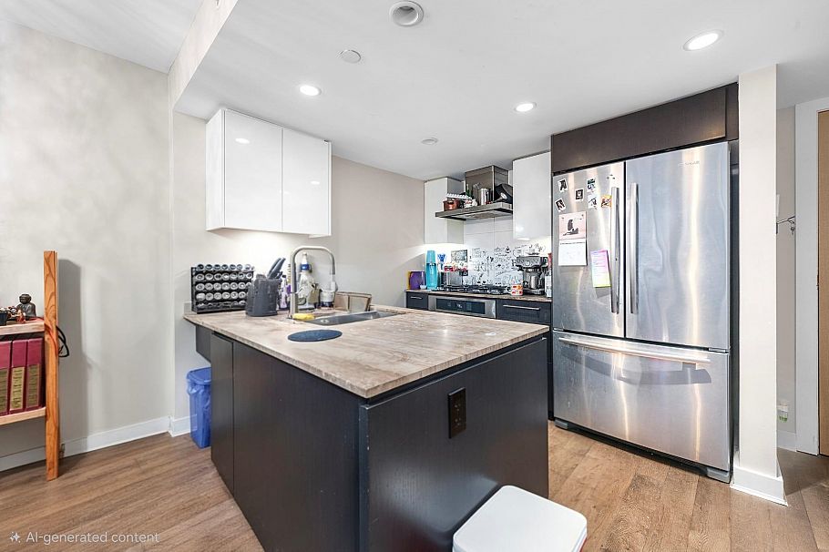 206 1618 Quebec Street Vancouver, BC - 11