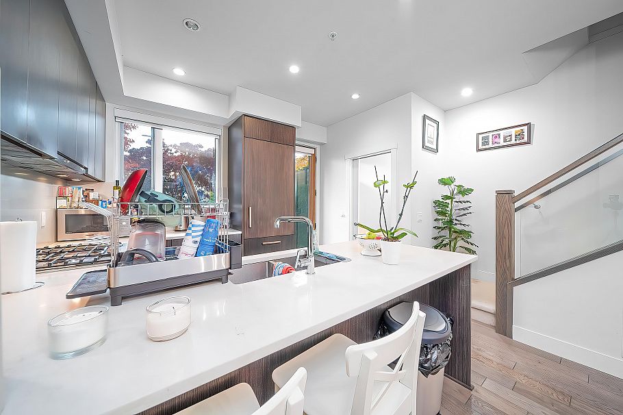 5532 Oak Street Vancouver, BC - 7