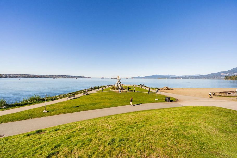 208 1355 Harwood Street Vancouver, BC - 31