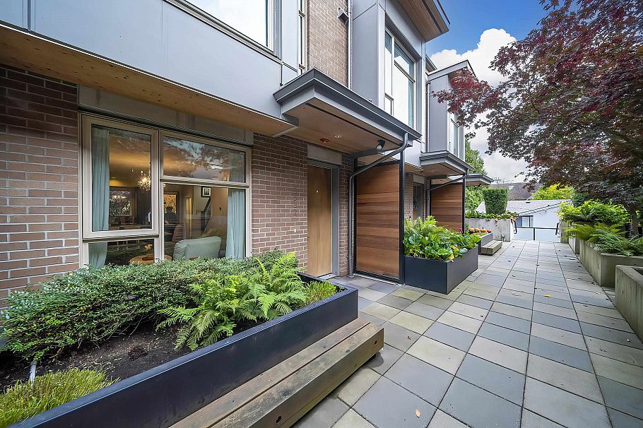 5532 Oak Street Vancouver, BC - 3