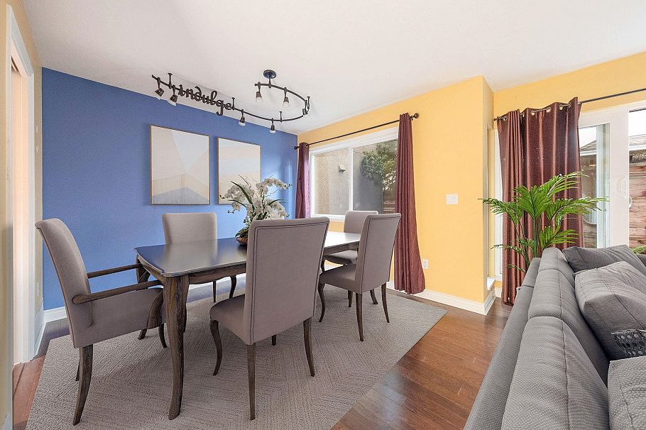 3 237 W 16th Street North Vancouver, BC - 15