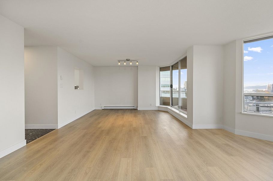 401 1235 W Broadway Vancouver, BC - 10