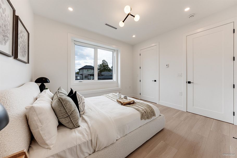 2 3121 E 46th Avenue Vancouver, BC - 20