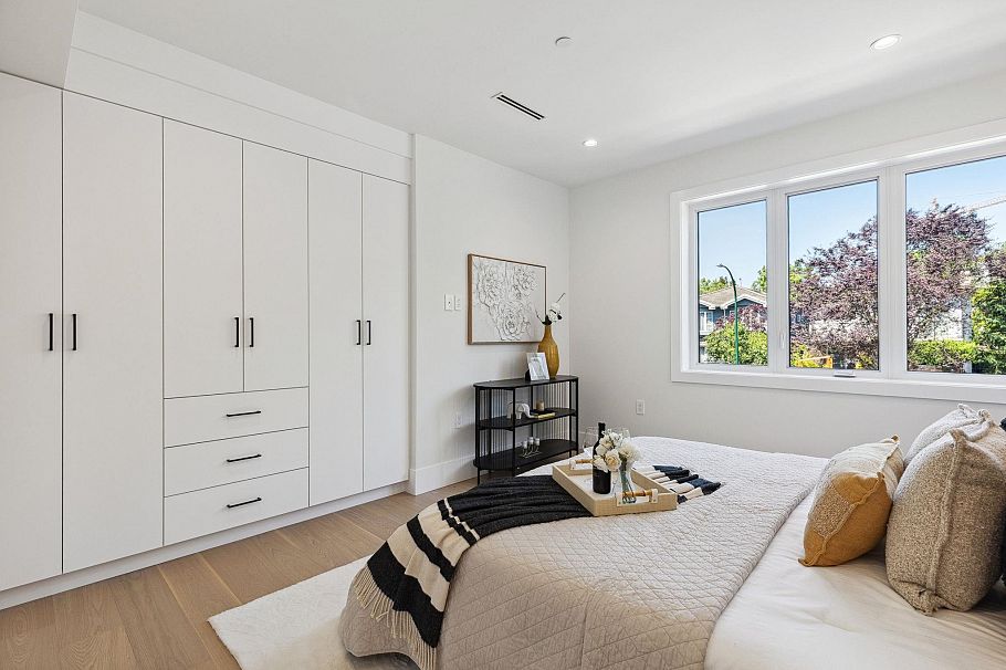 #1 2244 E 11th Avenue Vancouver, BC - 16