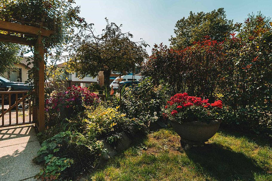 2267 Napier Street Vancouver, BC - 4