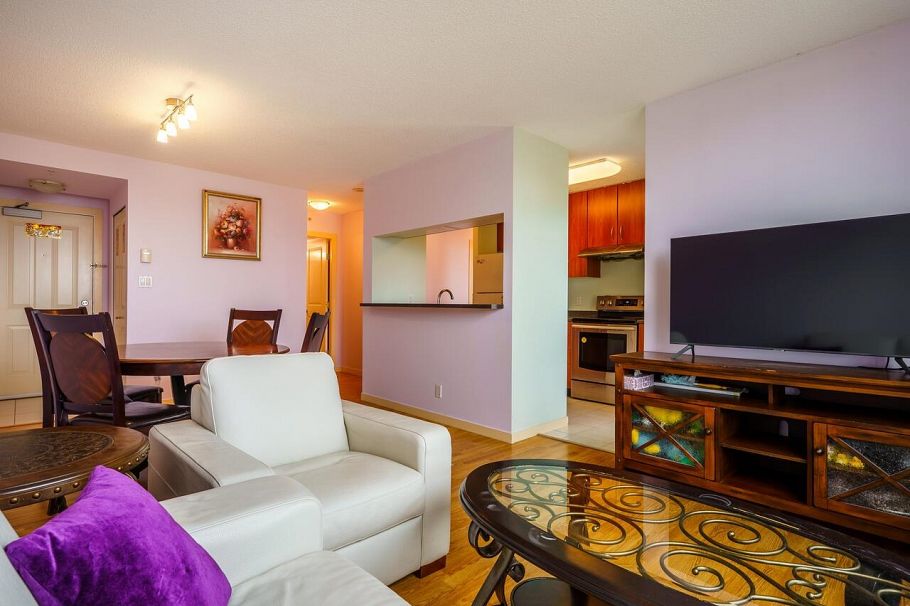 2409 3663 Crowley Drive Vancouver, BC - 7