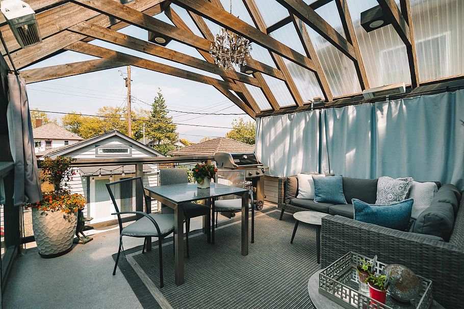 2267 Napier Street Vancouver, BC - 35