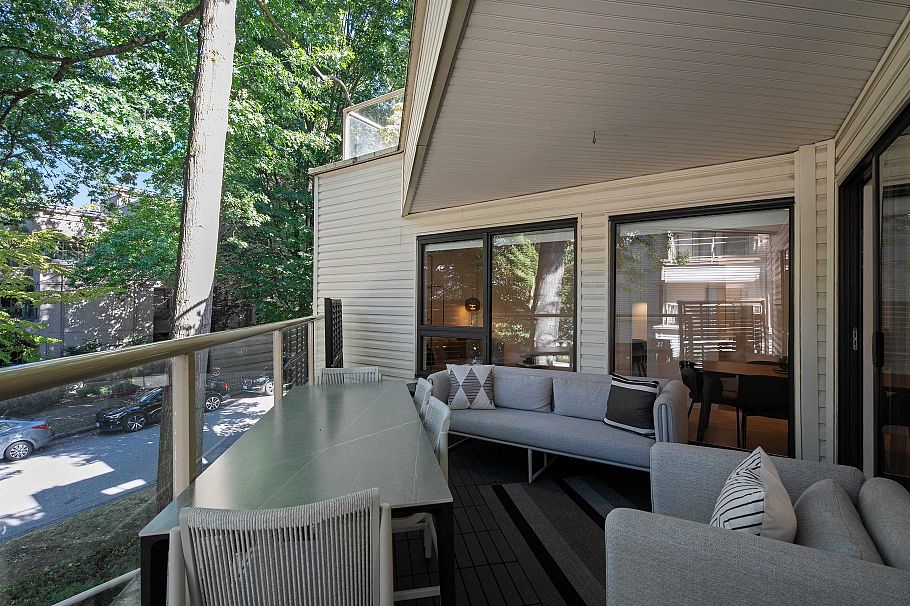 301 1350 Comox Street Vancouver, BC - 33