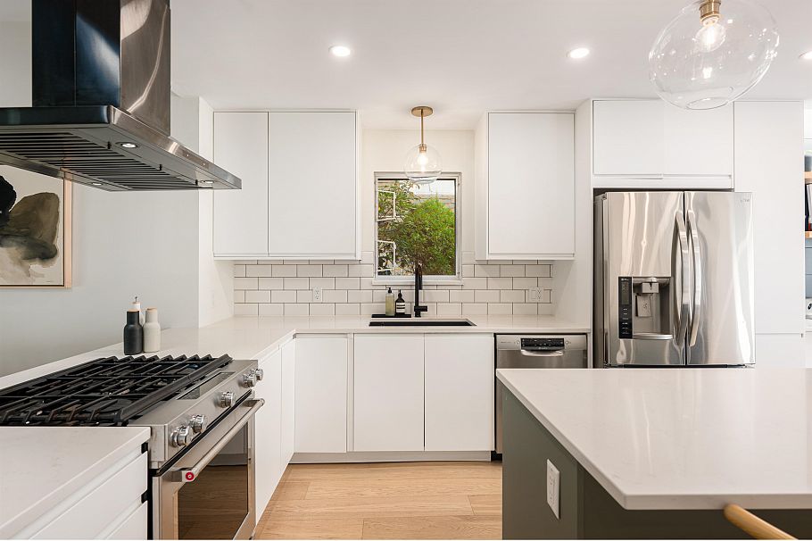 48 1001 Northlands Drive North Vancouver, BC - 9