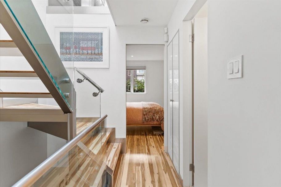 834 W 7th Avenue Vancouver, BC - 22