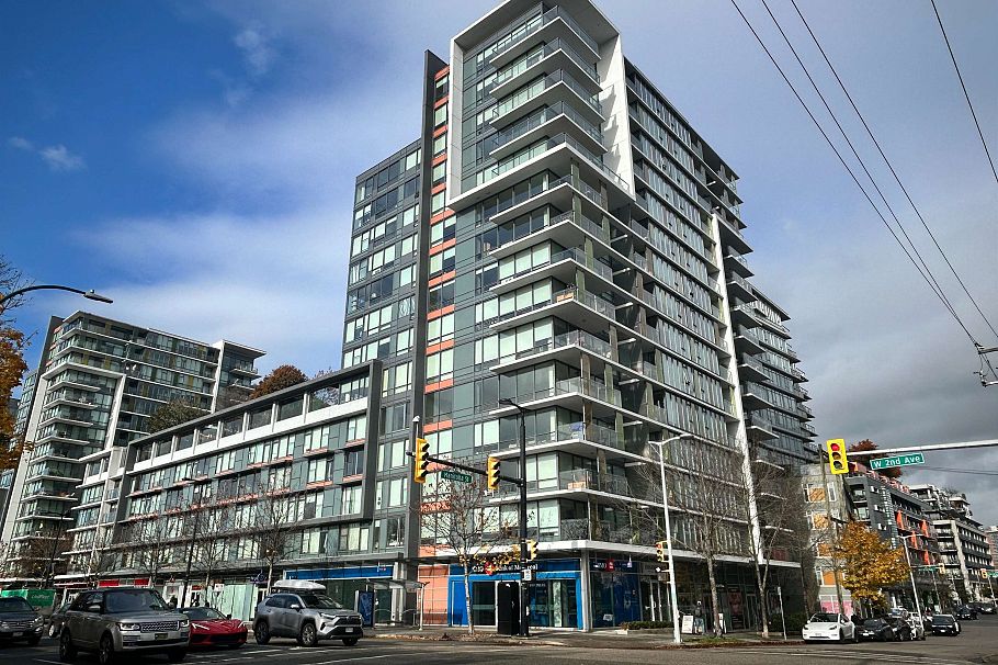 208 1783 Manitoba Street Vancouver, BC - 1