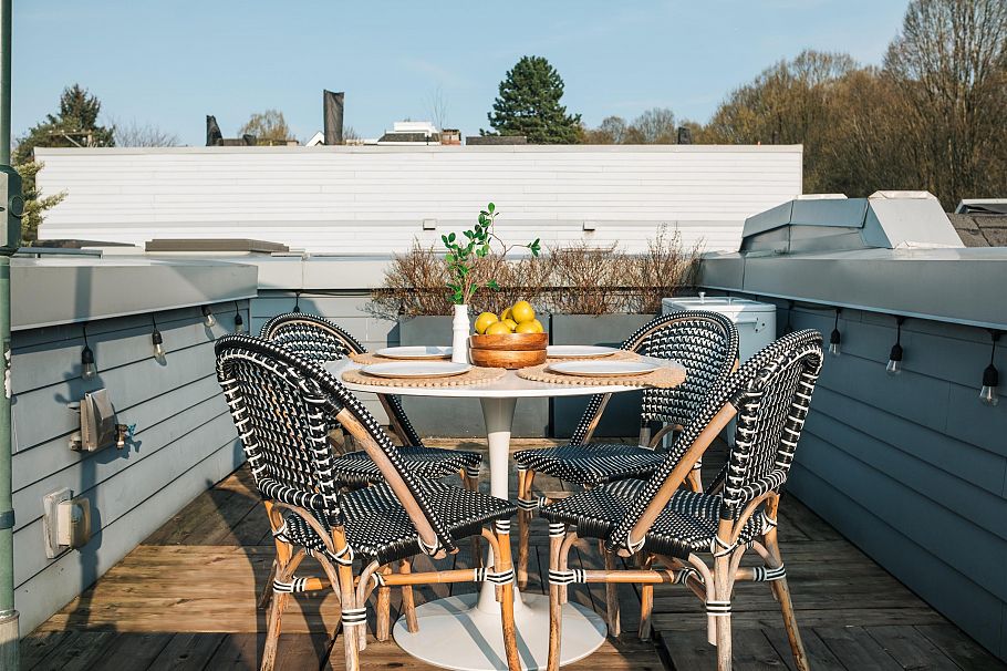 1688 Mclean Drive Vancouver, BC - 26