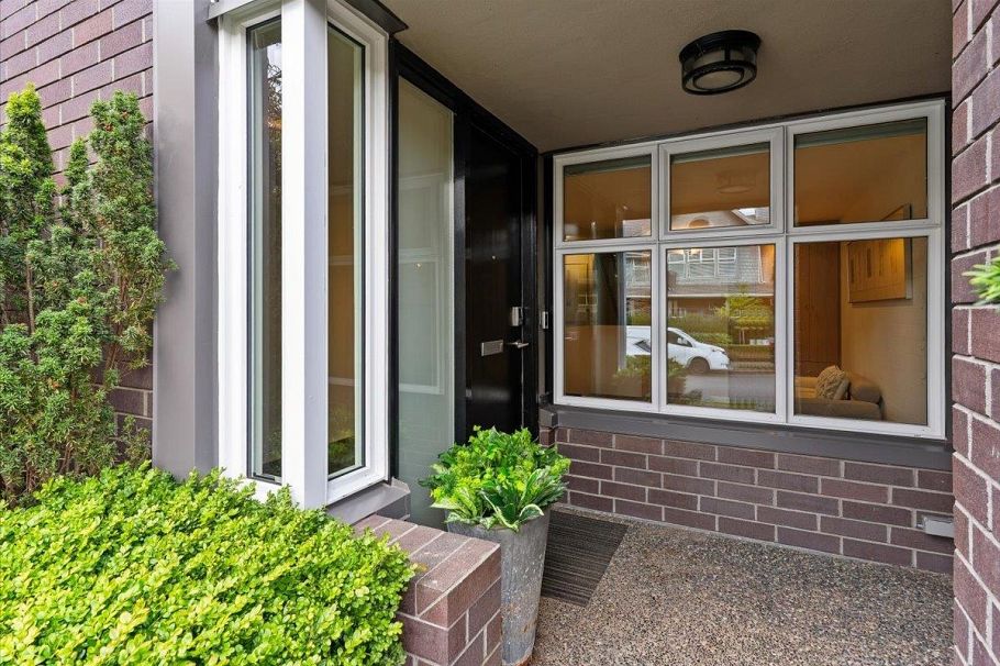 834 W 7th Avenue Vancouver, BC - 36