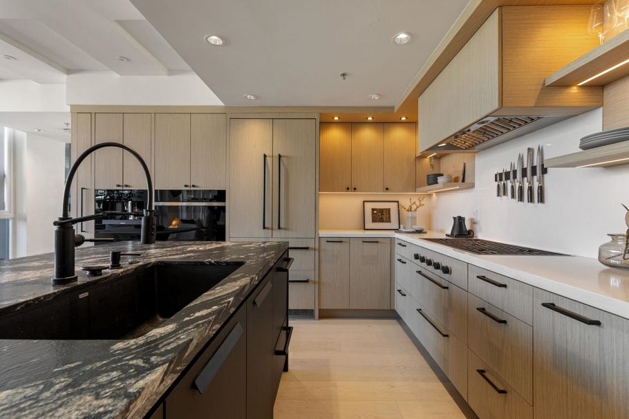 1902 1055 Richards Street Vancouver, BC - 12