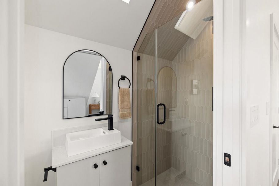 1 2247 Parker Street Vancouver, BC - 31