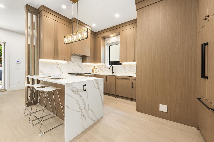 1 847 E 10th Avenue Vancouver, BC - 13