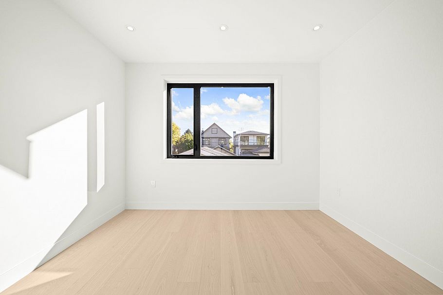 3925 Wallace Street Vancouver, BC - 10