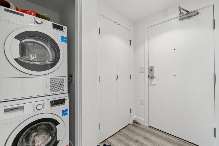 502 8188 Fraser Street Vancouver, BC - 11