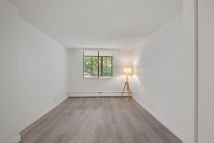 201 2012 Fullerton Avenue North Vancouver, BC - 10