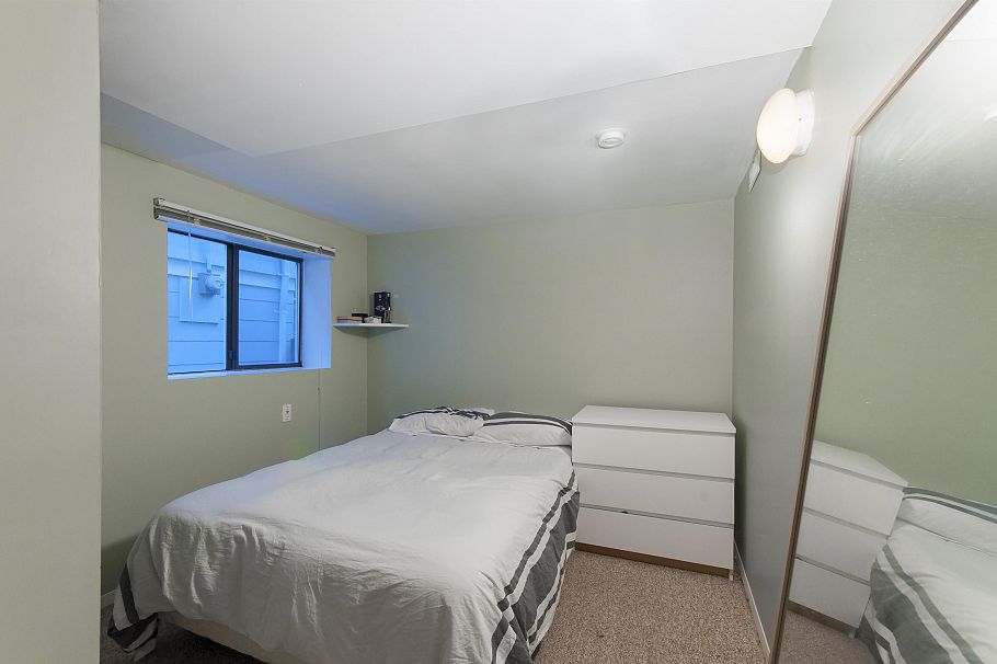 3316 W 3rd Avenue Vancouver, BC - 20