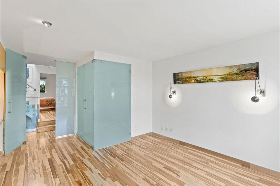 834 W 7th Avenue Vancouver, BC - 18