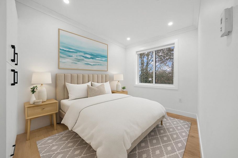 2995 E 17th Avenue Vancouver, BC - 17