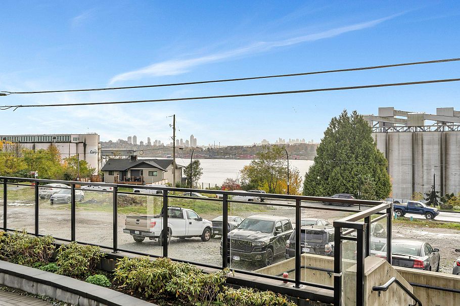 #146 545 E 2nd Street North Vancouver, BC - 24