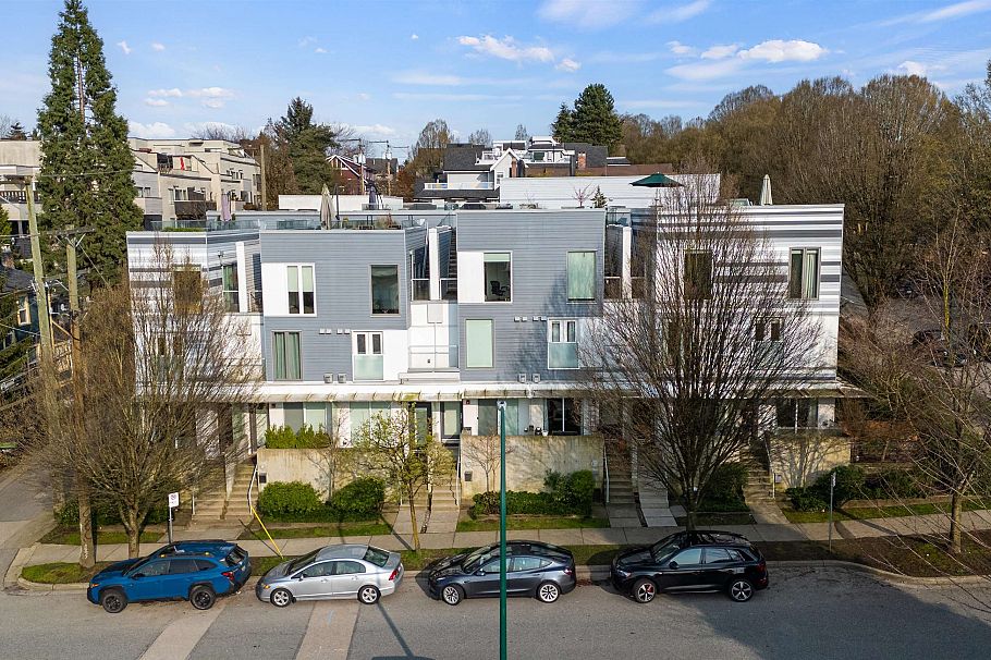 1688 Mclean Drive Vancouver, BC - 29