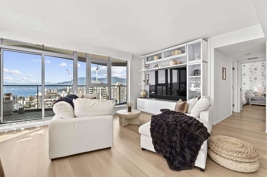 2403 889 Pacific Street Vancouver, BC - 3