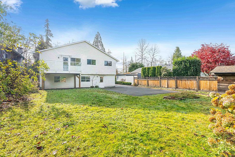 3868 Mt Seymour Parkway North Vancouver, BC - 2