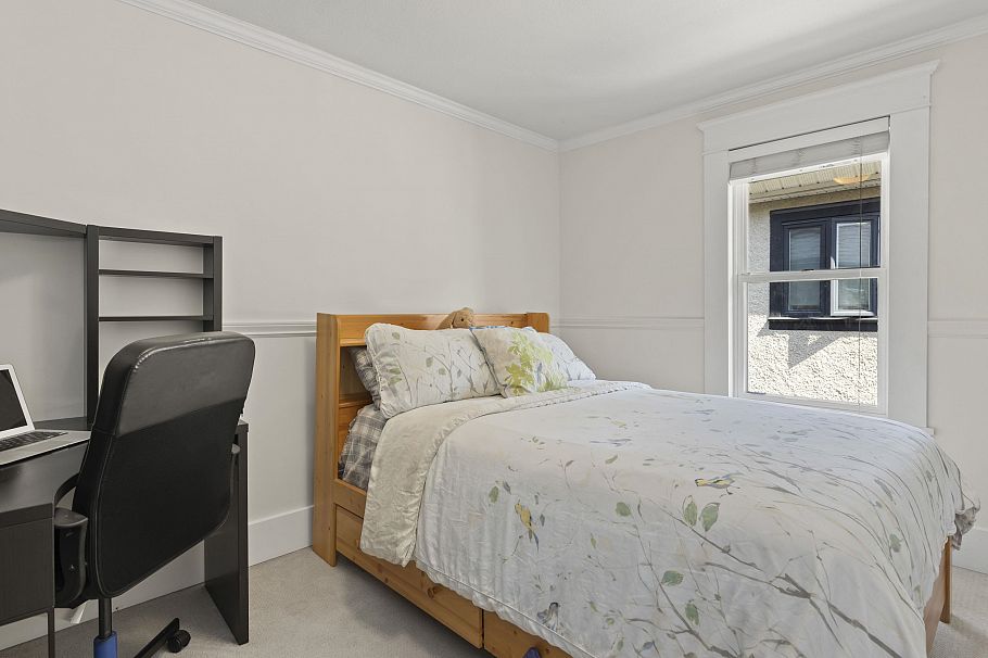 3215 W 39th Avenue Vancouver, BC - 8