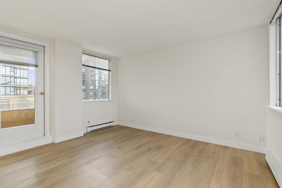 401 1235 W Broadway Vancouver, BC - 18