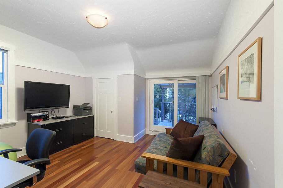 3316 W 3rd Avenue Vancouver, BC - 15