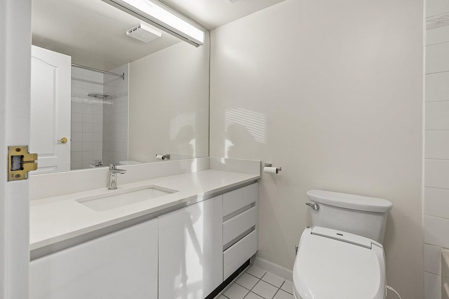 401 1235 W Broadway Vancouver, BC - 19