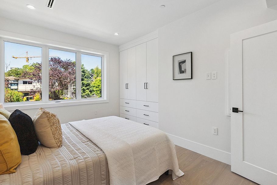 #1 2244 E 11th Avenue Vancouver, BC - 20