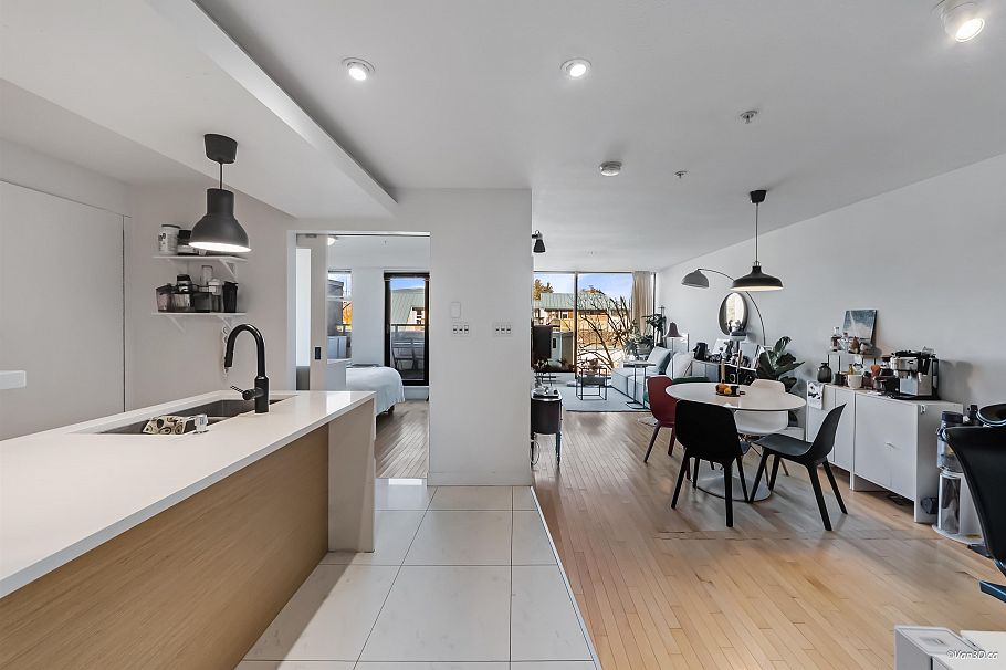 304 2525 Blenheim Street Vancouver, BC - 6