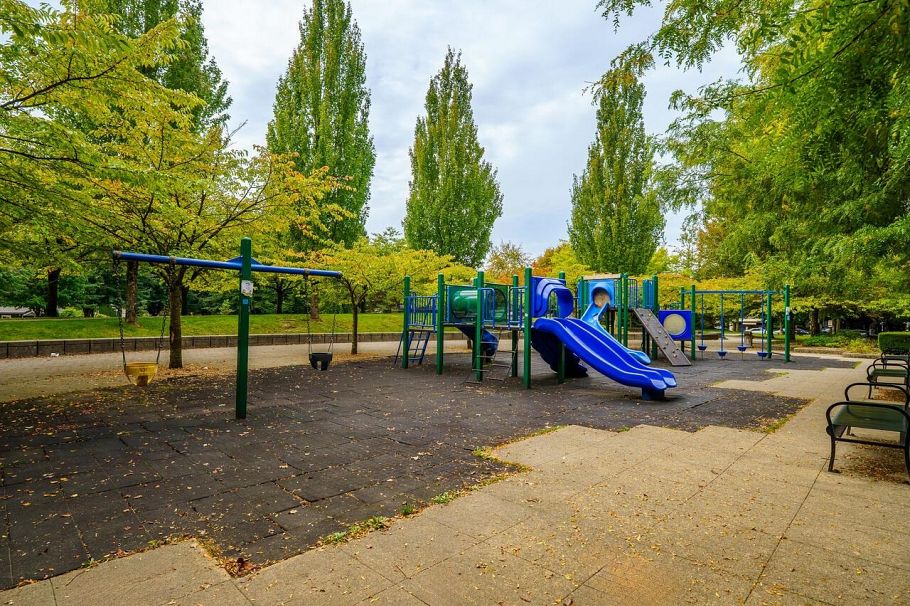 2409 3663 Crowley Drive Vancouver, BC - 20