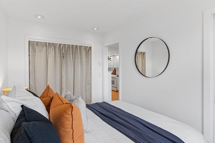 201 4315 Fraser Street Vancouver, BC - 15