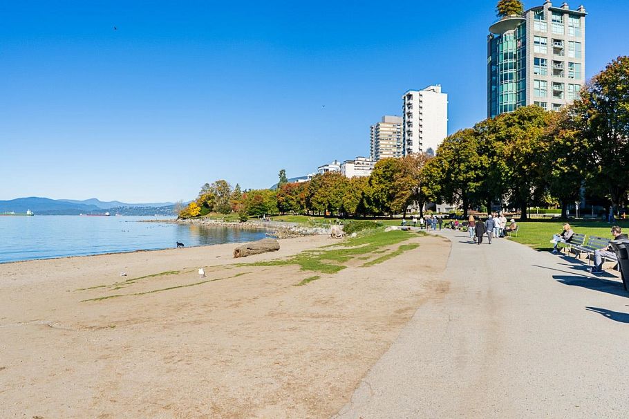 208 1355 Harwood Street Vancouver, BC - 29